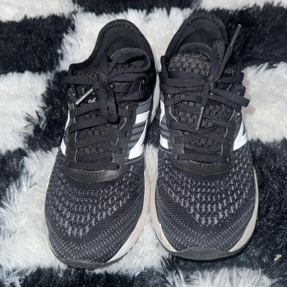 New Balance Shoes - New Balance Black and White Athletic Shoes 860